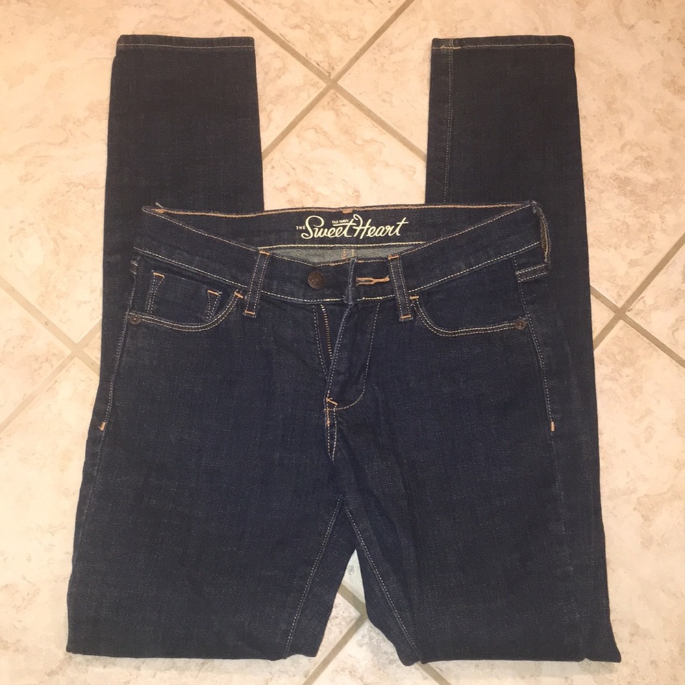 Old Navy Women's "The Sweet Heart" Dark Denim Low Waisted Jeans